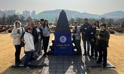 Marmarisli öğrenciler Kore'de Türk şehitliğini ziyaret etti