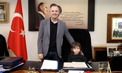 Minik Zeynep'in çevre uyarısı takdir topladı