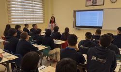 Okullarda eş zamanlı 'finansal okuryazarlık' dersi verildi
