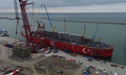 Osman Gazi Yüzer Üretim Platformu'nda gaz akışının sürekliliğini sağlayacak kritik aşama tamamlandı