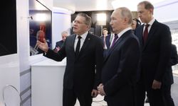 Rosatom, Geleceğin Teknolojileri Forumu'nda Rusya Devlet Başkanı Putin'e son ürünlerini tanıttı