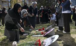 Saadet Partisi Kadın Kollarından ABD'nin Ankara Büyükelçiliği önünde protesto
