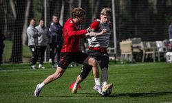 Samsunspor, Fenerbahçe maçının hazırlıklarına Antalya'da başladı