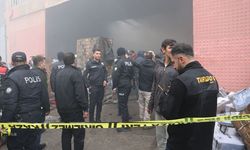 Şanlıurfa'da otomotiv deposunda çıkan yangın söndürüldü