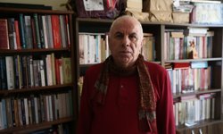 Savaş yıllarında er olarak görev yaptığı Çanakkale'ye 30 yıl sonra vali olmuş