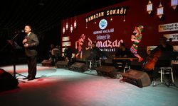 Selimiye Meydanı'nda kurulan 'Ramazan Sokağı'nda Kadir Gecesi özel programı düzenlendi