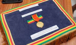 Senegal'den Türkiye'nin Dakar Büyükelçisi Nur Sağman'a Şeref Madalyası