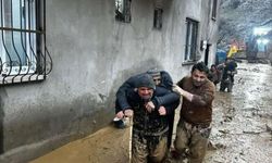 Şırnak'ta sağanak hayatı olumsuz etkiledi