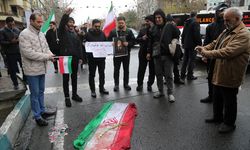 Tahran'daki 'Dünya Kudüs Günü' yürüyüşü sırasında meydana gelen patlamada bir kişi hayatını kaybetti