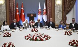 TBMM Başkanı Kurtulmuş, Meclis'te rektörlerle iftarda bir araya geldi: