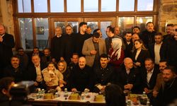 TBMM Sanayi Komisyonu Başkanı Varank, Bursa'da vatandaşlarla sahur yaptı: