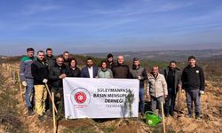 Tekirdağ'da basın mensupları fidan dikti