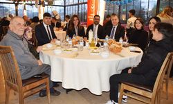 Turgutlu'da çocuklar ve huzurevi sakinleri iftarda buluştu