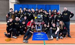 Türk lise takımı ABD'deki robotik yarışmada şampiyon oldu