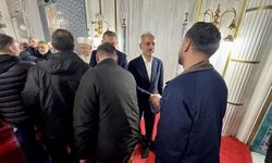 Ulaştırma ve Altyapı Bakanı Uraloğlu, bayram namazını Trabzon'da kıldı