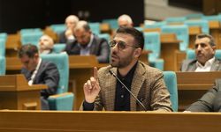 Üsküdar Belediye Meclisinde, belediye başkanına borçlanma yetkisi veren madde kabul edildi