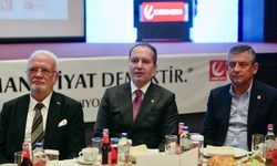 Yeniden Refah Partisi İstanbul'da iftar programı düzenledi