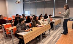 Zonguldak'ta yabancı öğrenciler ülkelerindeki çatışmalar nedeniyle bayramı buruk karşılıyor