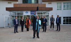 74 yaşındaki huzurevi sakininin avukatlık hayali bir günlüğüne de olsa gerçeğe dönüştü