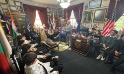 ABD'deki Türk öğrenciler, 23 Nisan etkinliği kapsamında Kongre üyelerini ziyaret etti