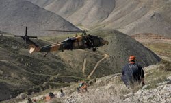 Adıyaman'da dağda mahsur kalan kişi askeri helikopterle kurtarıldı