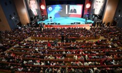 AK Parti Genel Başkan Yardımcısı Demir, Altındağ Belediyesinin faaliyet raporu programına katıldı