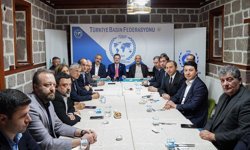 AK Parti Genel Başkan Yardımcısı Yerebakan, basın mensuplarının sorularını yanıtladı: