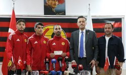 AK Partili Hatipoğlu'ndan 2. Lig hedefine kilitlenen Eskişehirspor'a 5 milyon lira prim