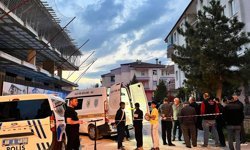 Aksaray'da bir apartmanda çıkan yangında 91 yaşındaki kadın hayatını kaybetti