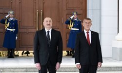Aliyev ve Babis Azerbaycan'ın Gebele şehrinde görüştü