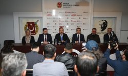 Anahtar Parti Genel Başkanı Ağıralioğlu, Antalya'da gazetecilerle bir araya geldi