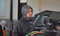 Anne ile kızı üniversitede sınıf arkadaşı oldu