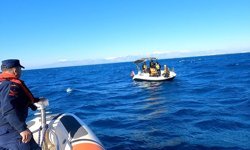 Antalya açıklarında yardım talebinde bulunan özel teknedeki 5 kişi kurtarıldı