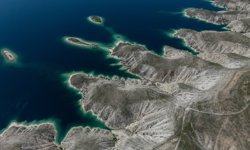 Atatürk Barajı'nda baharla birlikte kartpostallık görüntüler oluştu