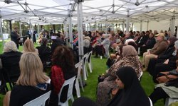 Avustralya'da İslam karşıtlarının hedefindeki Bendigo Camisi törenle ibadete açıldı