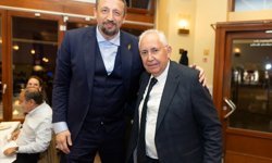 Aydın Örs, TBF Başkanı Hidayet Türkoğlu'nu Berlin'de yalnız bırakmadı