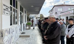 Aydın'da 5. kattan düşerek hayatını kaybeden kadın son yolculuğuna uğurlandı