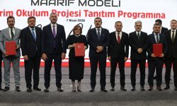 Bakan Tekin, Gaziantep'te 'Şehrim Okulum Projesi' imza töreninde konuştu: