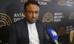 Bangladeş Başbakanı'nın Danışmanı Kabir'den Orta Doğu'daki gerilime karşı diplomasi vurgusu: