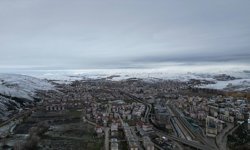 Bayburt ve Trabzon'da kar etkili oldu