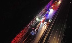 Bilecik'te un yüklü tırda çıkan yangın söndürüldü