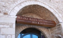 Bosna Hersek'in kurucu lideri İzetbegoviç'in hatırası TİKA eliyle yaşatılacak