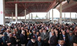 Burdur'da hacı adayları kutsal topraklara uğurlandı