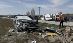 Çankırı'da iki otomobilin çarpıştığı kazada 4 kişi yaralandı