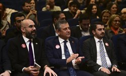 CHP Genel Başkanı Özel, ÇGD Yılın Başarılı Gazetecileri Ödül Töreni'ne katıldı