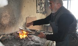 Çubuk'un 55 yıllık kalaycısı mesleğini özveriyle sürdürüyor