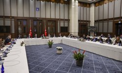 Cumhurbaşkanı Yardımcısı Yılmaz 'Türkiye Yüzyılı Yatırım İçin Güçlü Merkez' basın toplantısında konuştu: (1)