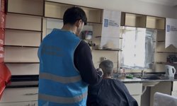 Denetimli serbestlik yükümlüsünden huzurevi sakinlerine gönüllü berberlik hizmeti