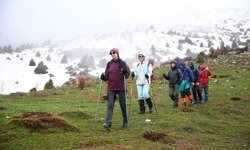 Doğa sporcuları karın etkisini sürdürdüğü Aladağlar'da performanslarını test ediyor