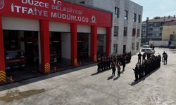 Düzce'de iki kardeşin itfaiyeci olma hayali bir günlüğüne gerçeğe dönüştü